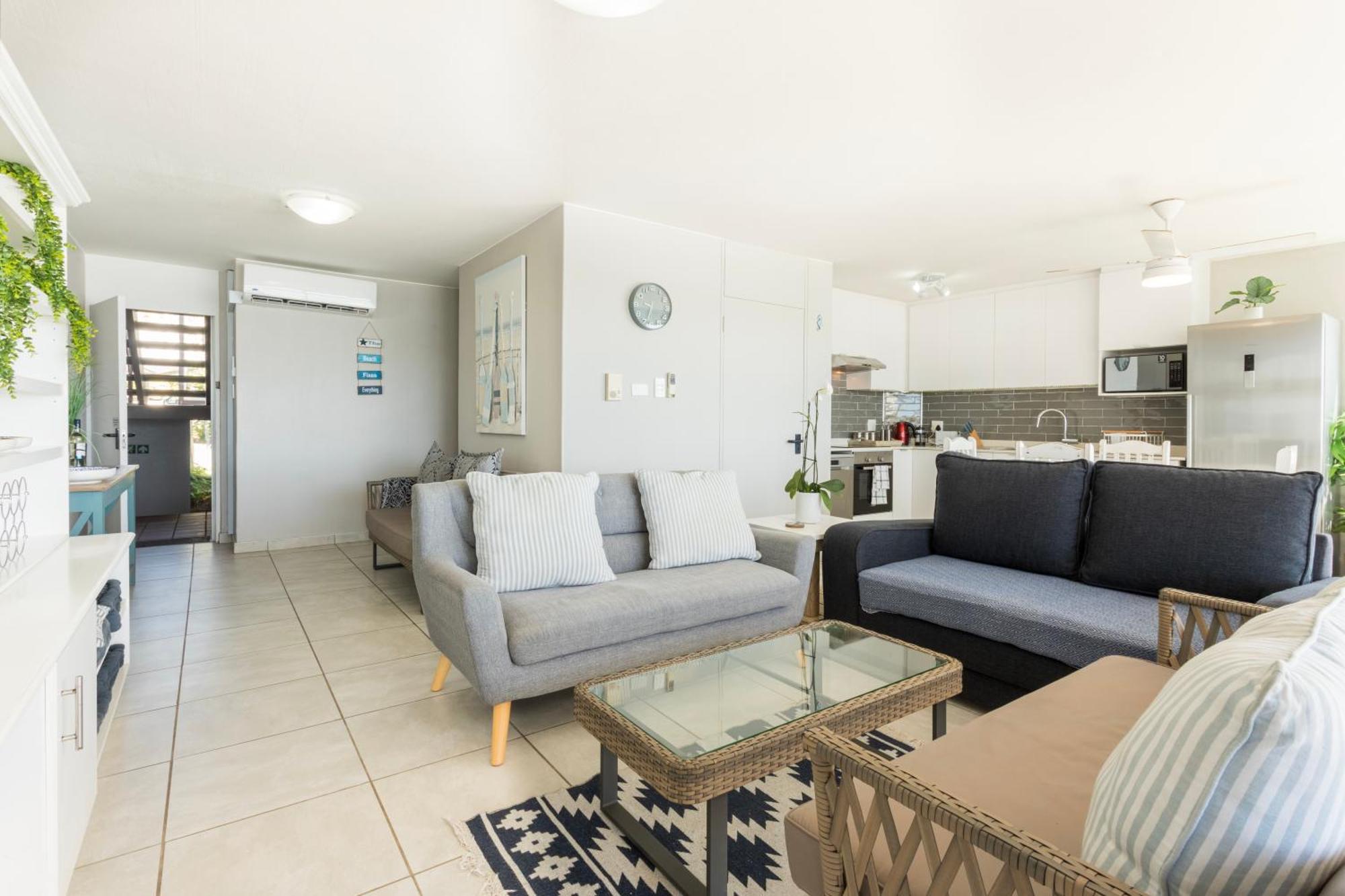 Ocean Pearl At Chakas Cove - Beachfront Apartment Ballito Buitenkant foto